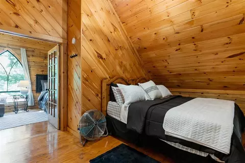 Bedroom - 185 Marlin Dr, Broken Bow, OK 74728 photo 6 of 10