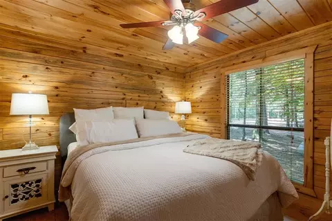 Bedroom - 185 Marlin Dr, Broken Bow, OK 74728 photo 3 of 10