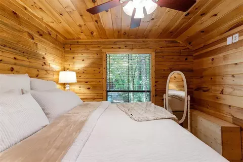 Bedroom - 185 Marlin Dr, Broken Bow, OK 74728 photo 4 of 10