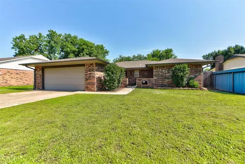 1205 SW 94th St, Oklahoma City, OK 73139