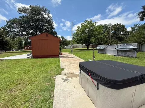 Exterior - 410052 E 1103 Rd, Checotah, OK 74426 photo 8 of 21
