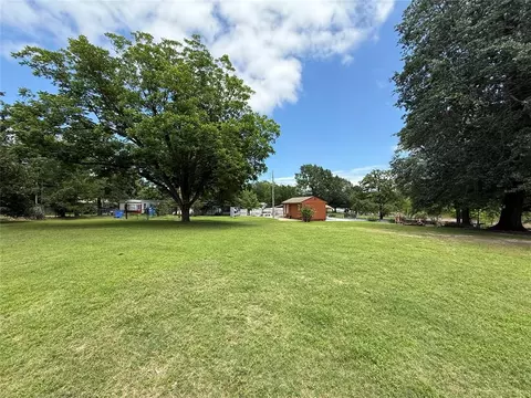 Exterior - 410052 E 1103 Rd, Checotah, OK 74426 photo 16 of 21