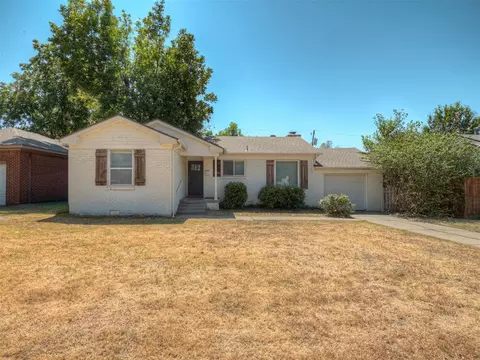 1414 Oxford Way, The Village, OK 73120