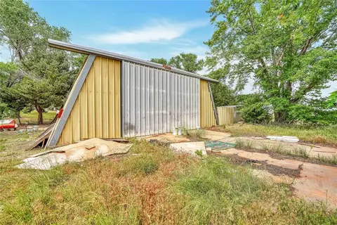 9992 N 2430 Road Tract 2, Weatherford, OK 73096
