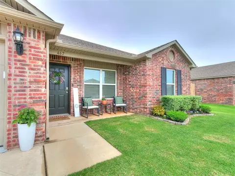 467 Fox Den Dr, Newcastle, OK 73065