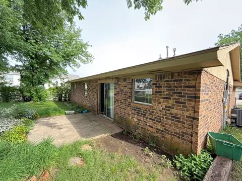 1345 E Brooks St, Norman, OK 73071 photo 27