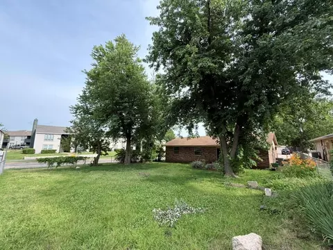 1345 E Brooks St, Norman, OK 73071 photo 28