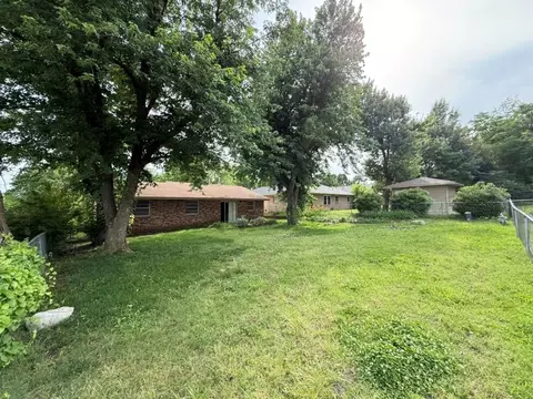 1345 E Brooks St, Norman, OK 73071 photo 29