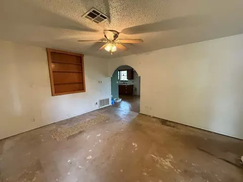 1345 E Brooks St, Norman, OK 73071 photo 4