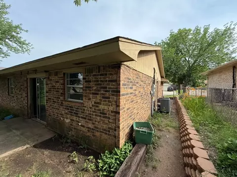 1345 E Brooks St, Norman, OK 73071 photo 25