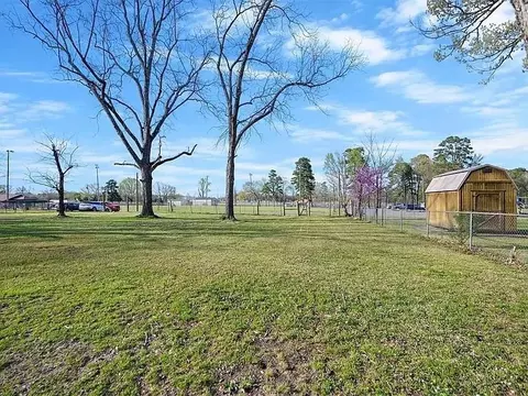 309 E Memorial St, Broken Bow, OK 74728 photo 6