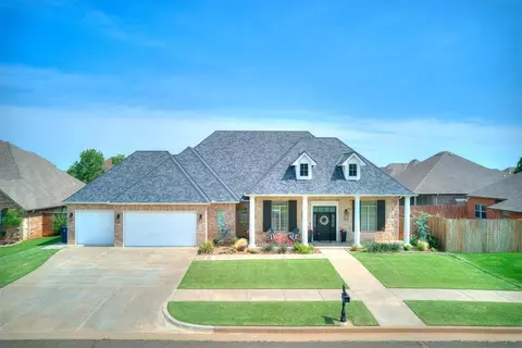 6005 NW 155th St, Edmond, OK 73013