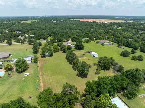 3830 Wake Forest Rd, Edmond, OK 73034