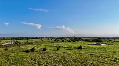 6 E 880 Rd, Cashion, OK 73016