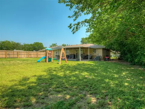 1147 Elmhurst St, Moore, OK 73160 photo 36