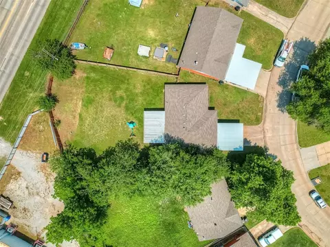 1147 Elmhurst St, Moore, OK 73160 photo 41