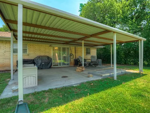 1147 Elmhurst St, Moore, OK 73160 photo 33