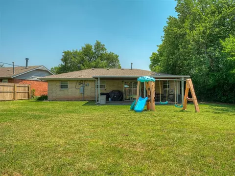 1147 Elmhurst St, Moore, OK 73160 photo 38