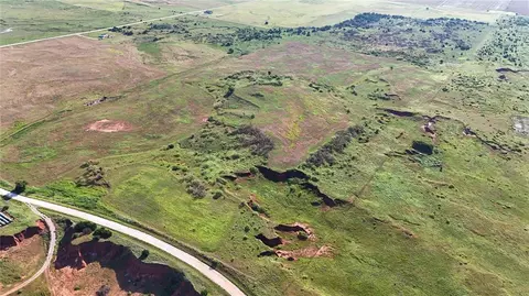 680 N N2600 Rd #E, Okeene, OK 73763