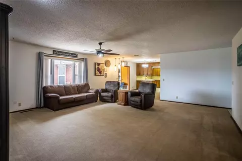 801 N Hunt St, Hydro, OK 73048 photo 18