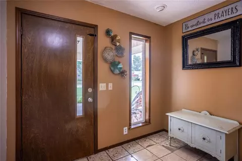801 N Hunt St, Hydro, OK 73048 photo 4