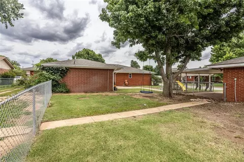 801 N Hunt St, Hydro, OK 73048 photo 28