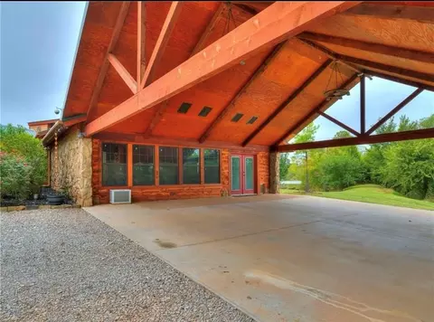 15721 Sharon Ln, Piedmont, OK 73078