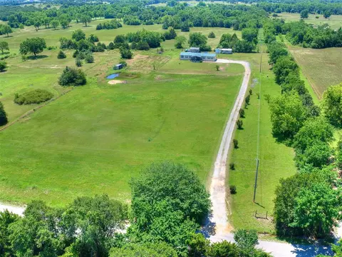 36801 Waco Rd, Shawnee, OK 74801