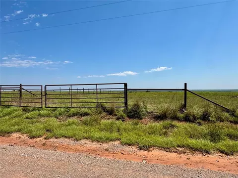 1970 E 905 Rd, Hammon, OK 73650 photo 3