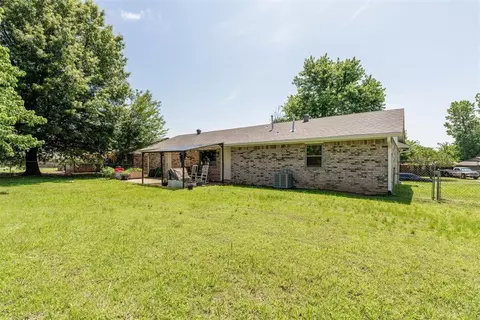 137 Echo St, Harrah, OK 73045 photo 33
