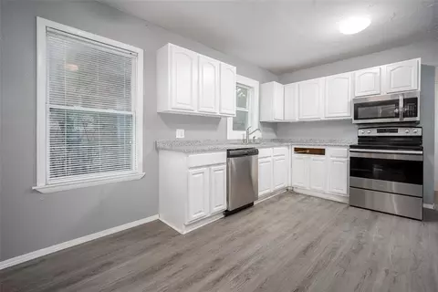 229 E Johnson St, Norman, OK 73069 photo 3