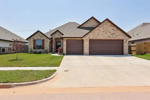 4617 Olivera St, Mustang, OK 73064