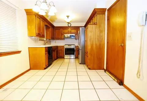 4909 N Council Rd, Bethany, OK 73008 photo 12