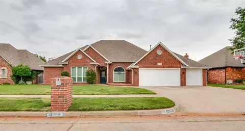 10508 Whitechapel St, Oklahoma City, OK 73162