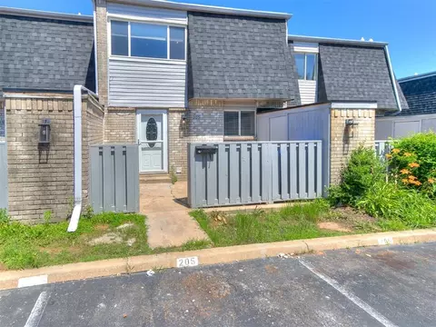 205 Jason Dr, Norman, OK 73071