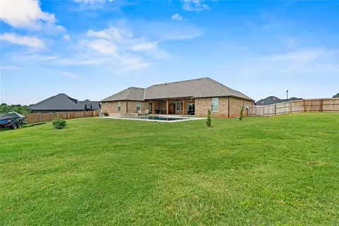 1031 Colonial Ave, Tuttle, OK 73089 photo 35