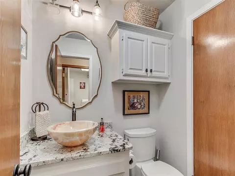 Bath - 3100 N Eagle Ln, Bethany, OK 73008 photo 7 of 7
