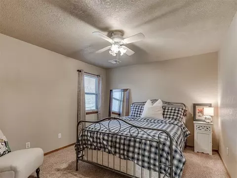 Bedroom - 3100 N Eagle Ln, Bethany, OK 73008 photo 4 of 7