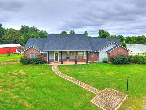 2507 Ferguson Dr, Harrah, OK 73045 photo 2