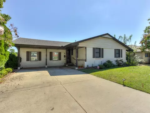 5936 N Ione Dr, Oklahoma City, OK 73122