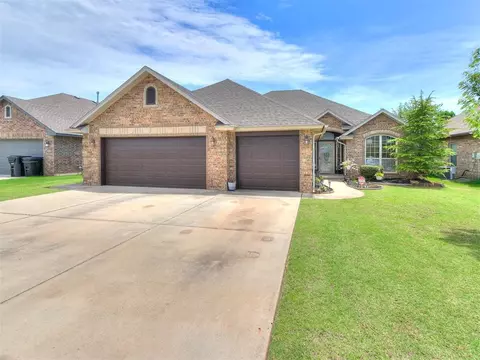 3212 San Juan Trl, Moore, OK 73160