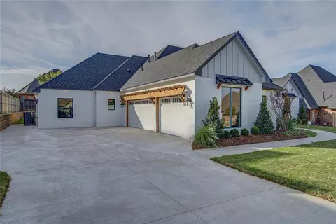 2006 Ithaca Dr, Norman, OK 73071 photo 3