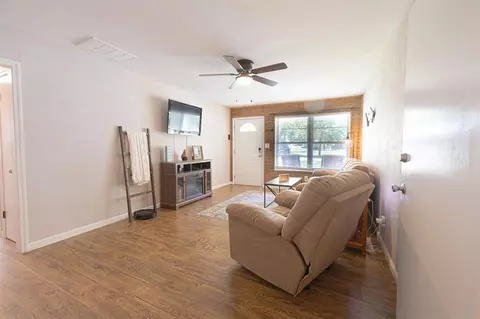 1522 E Nancy St, Ada, OK 74820 photo 4