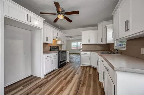 406 SW 4th St, Tuttle, OK 73089 photo 13