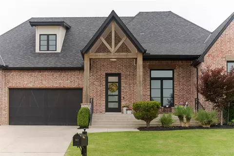 5017 Yale Bridge Ct, Edmond, OK 73034