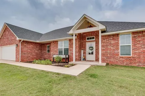 5450 Little Farms Rd, Guthrie, OK 73044