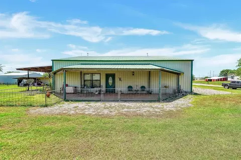 1312 Main St, Arapaho, OK 73620
