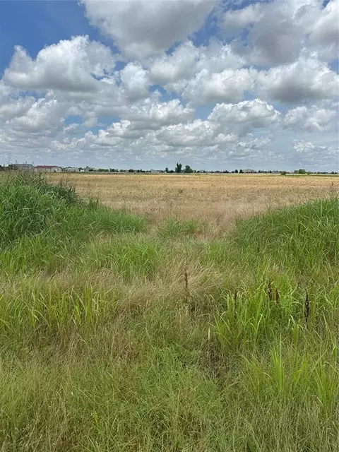 175 Apache, Piedmont, OK 73078