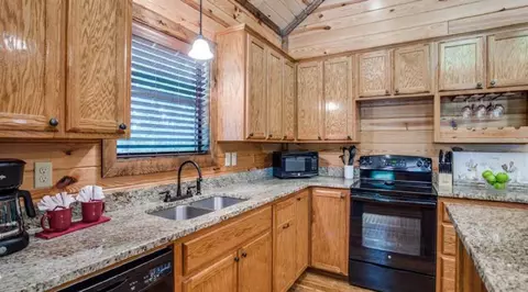 Kitchen - 62 Fork Creek Trl, Broken Bow, OK 74728 photo 2 of 2