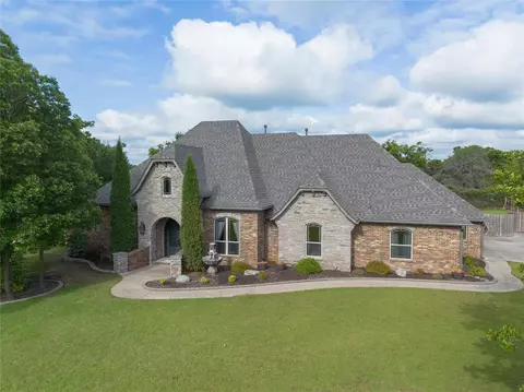 126 Castle Gate Dr, Choctaw, OK 73020